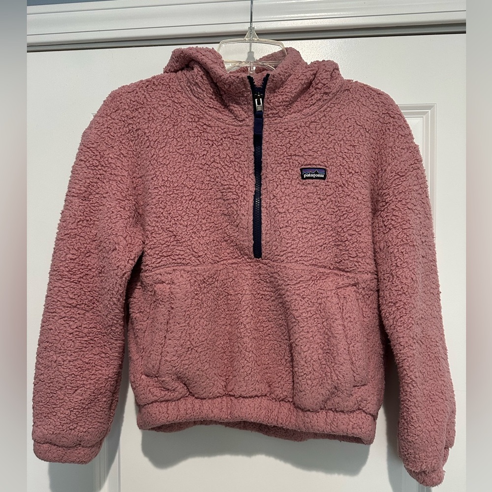 Patagonia Girls 1/4 zip hooded fleece size XL